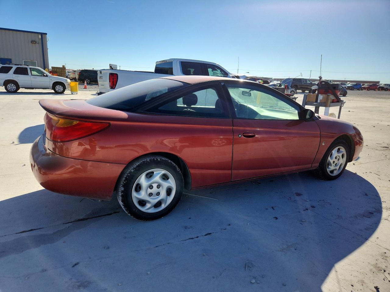 2002 SATURN Sc2