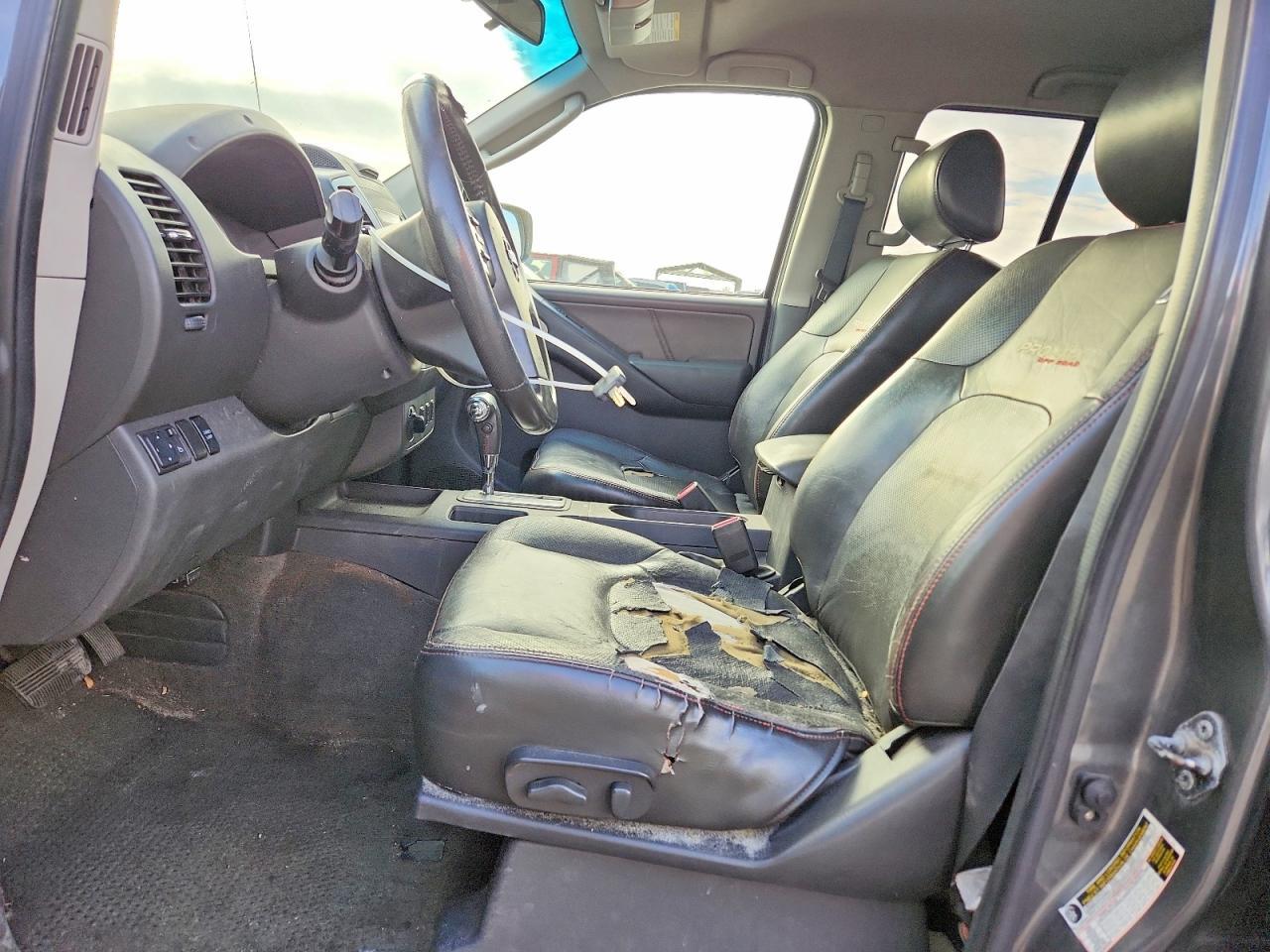 2009 NISSAN Frontier