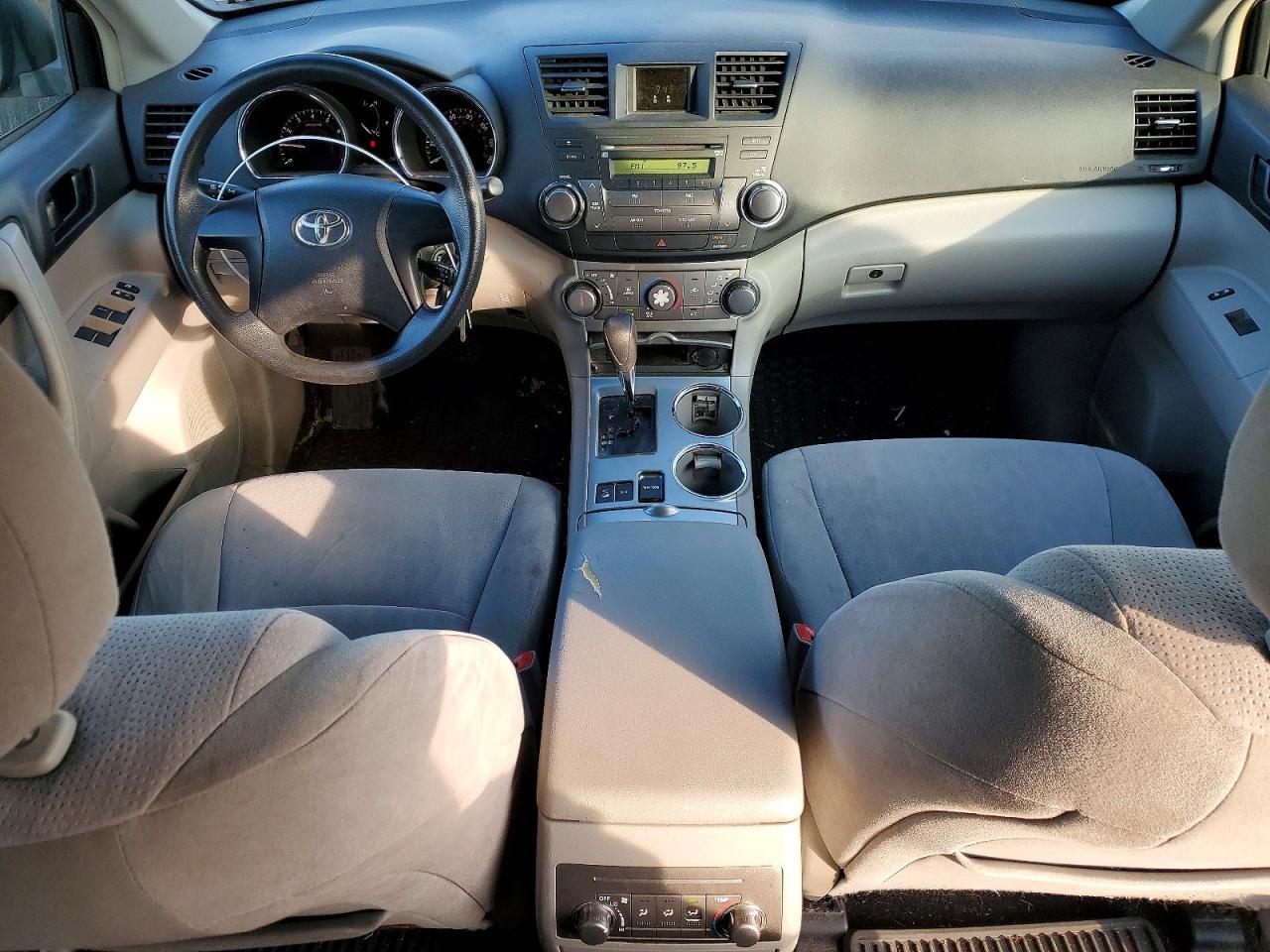 2012 TOYOTA HIGHLANDER
