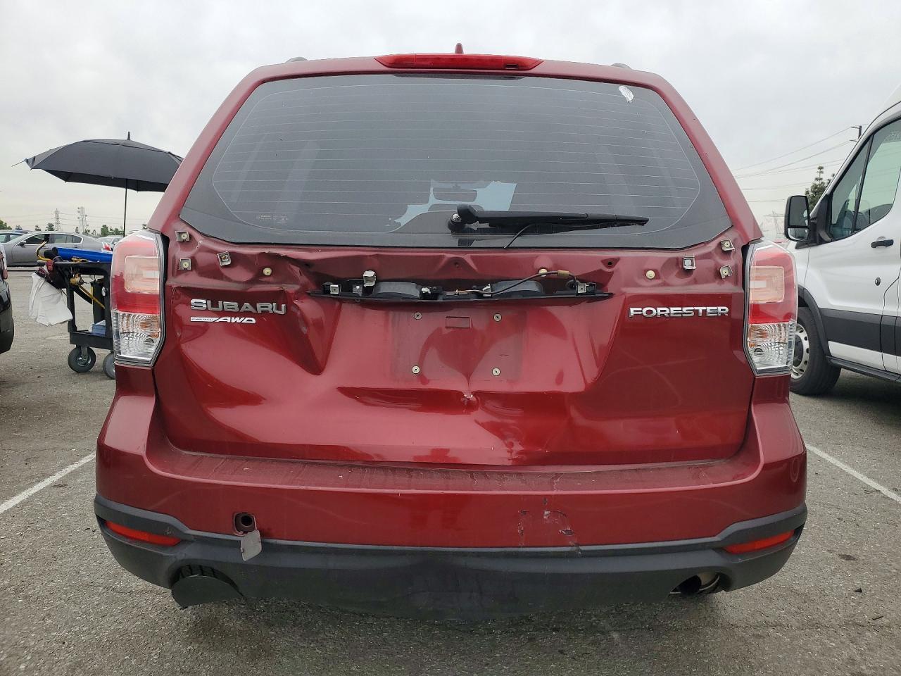2018 SUBARU FORESTER
