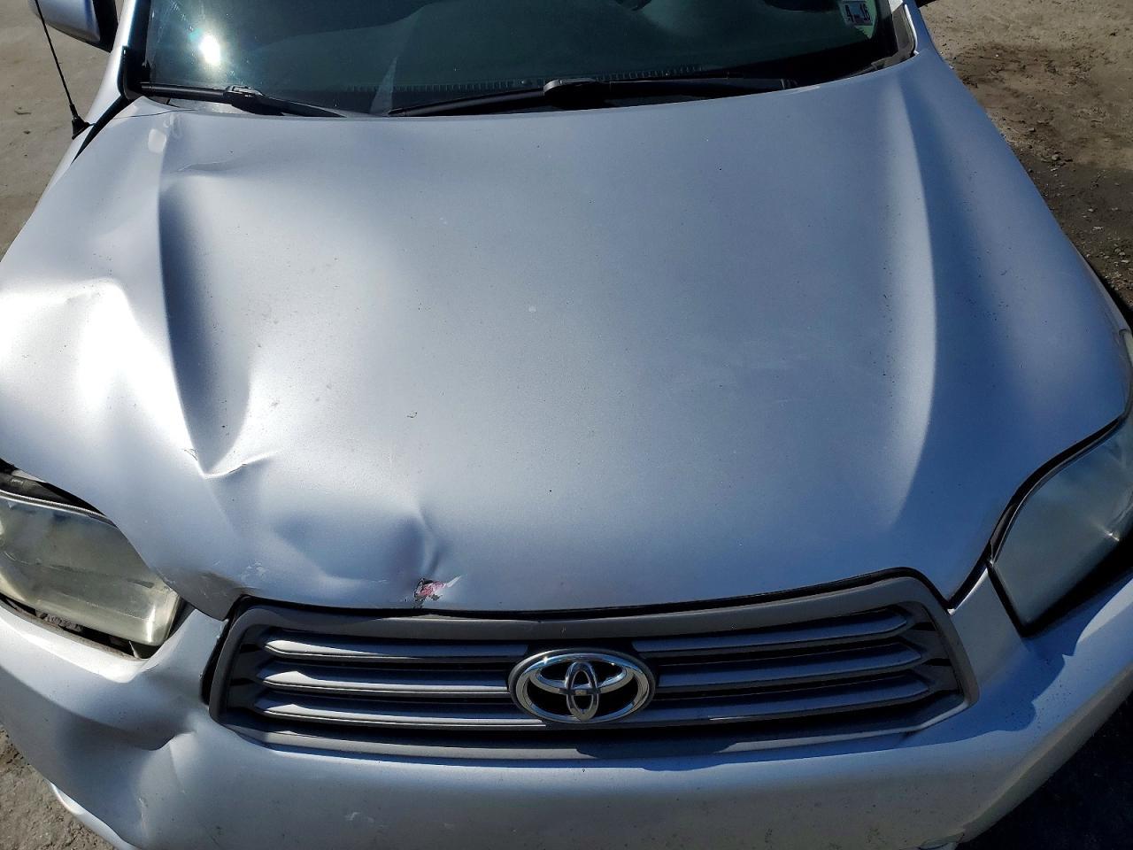 2010 TOYOTA HIGHLANDER