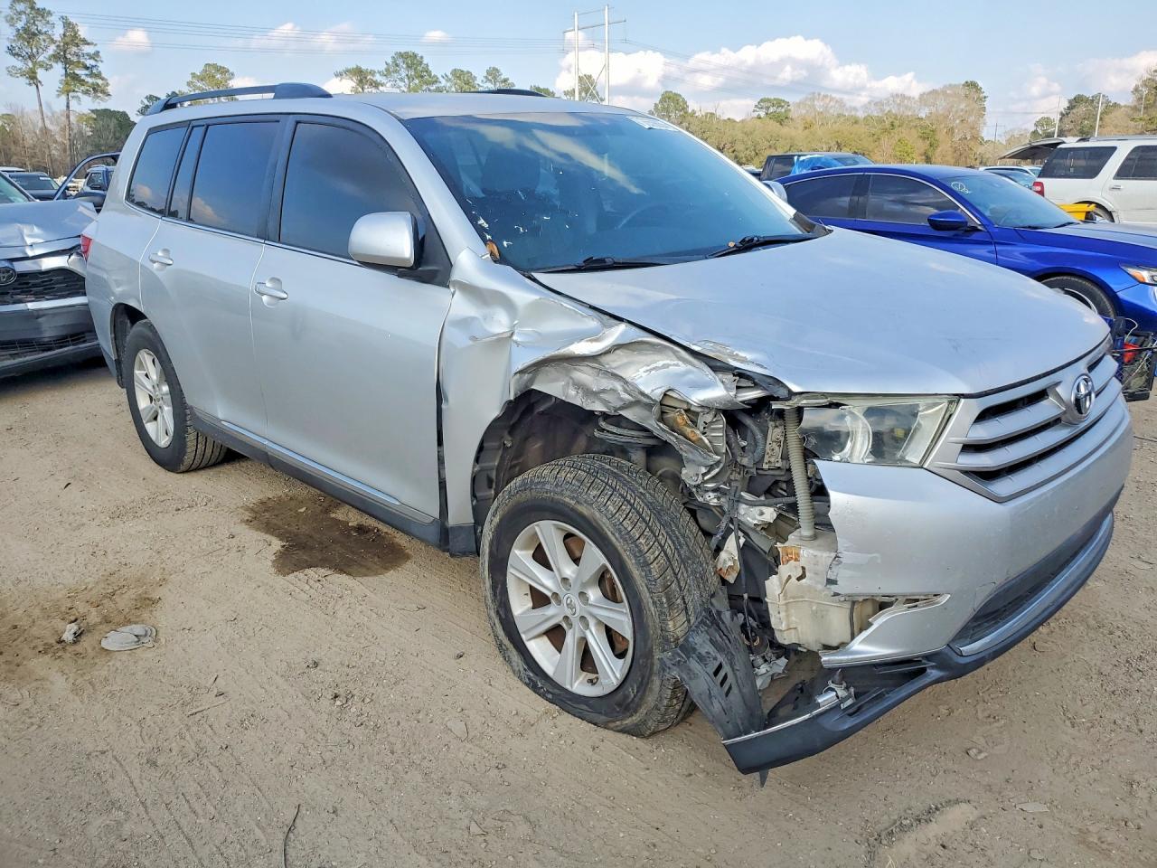 2012 TOYOTA HIGHLANDER