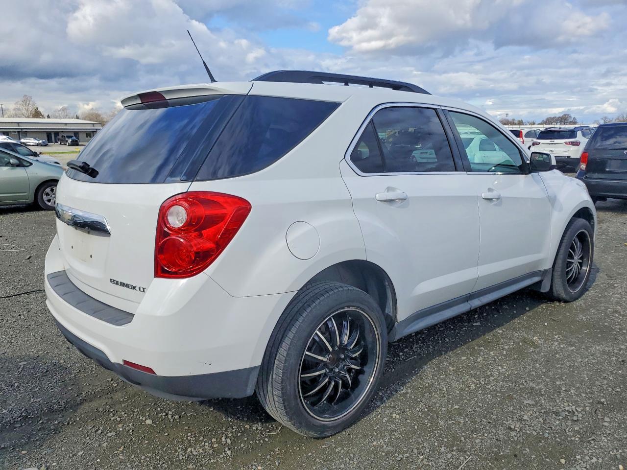 2013 CHEVROLET EQUINOX