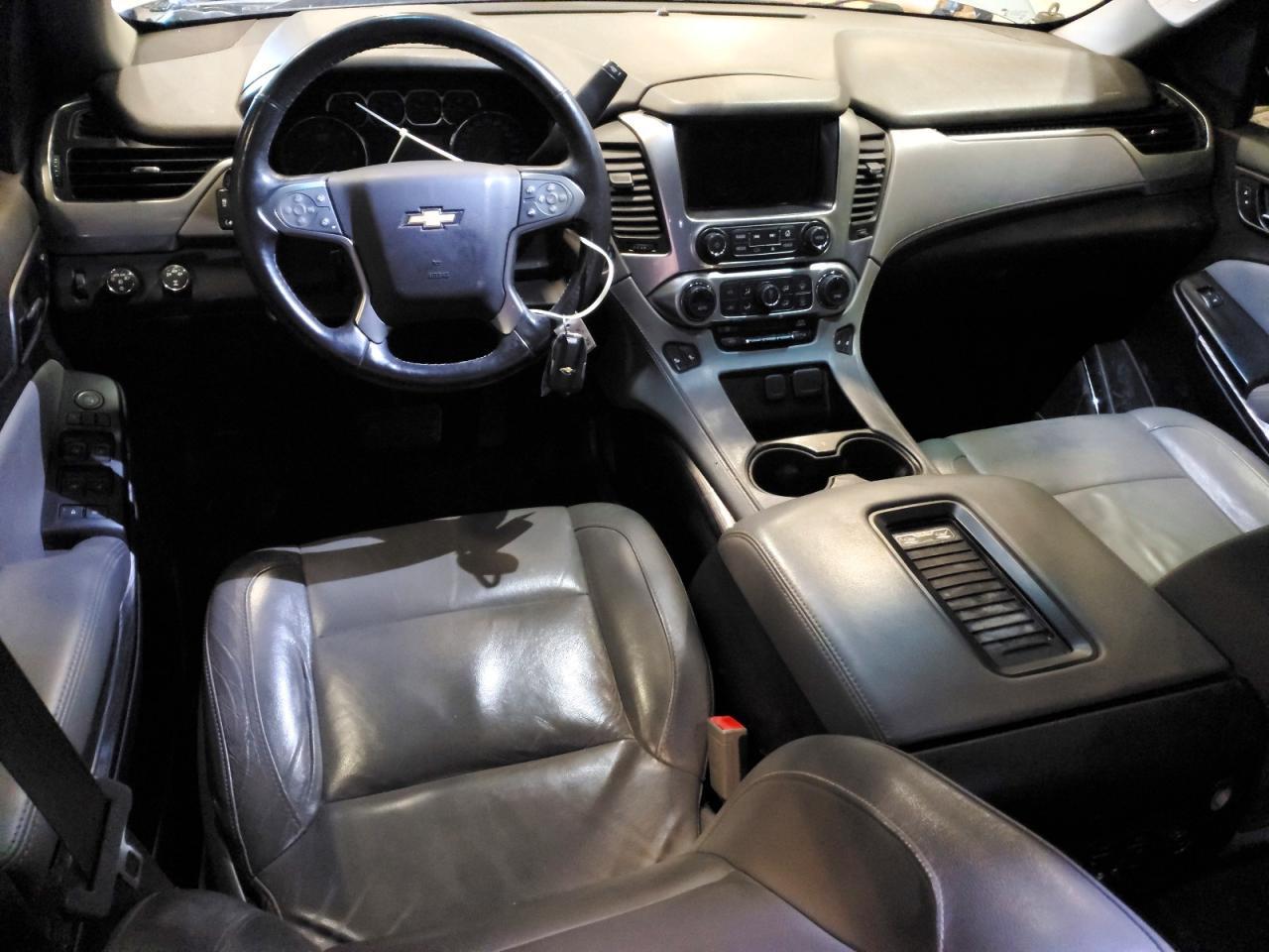 2016 CHEVROLET Suburban