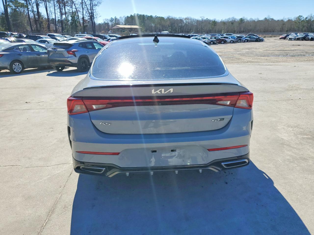 2022 KIA K5