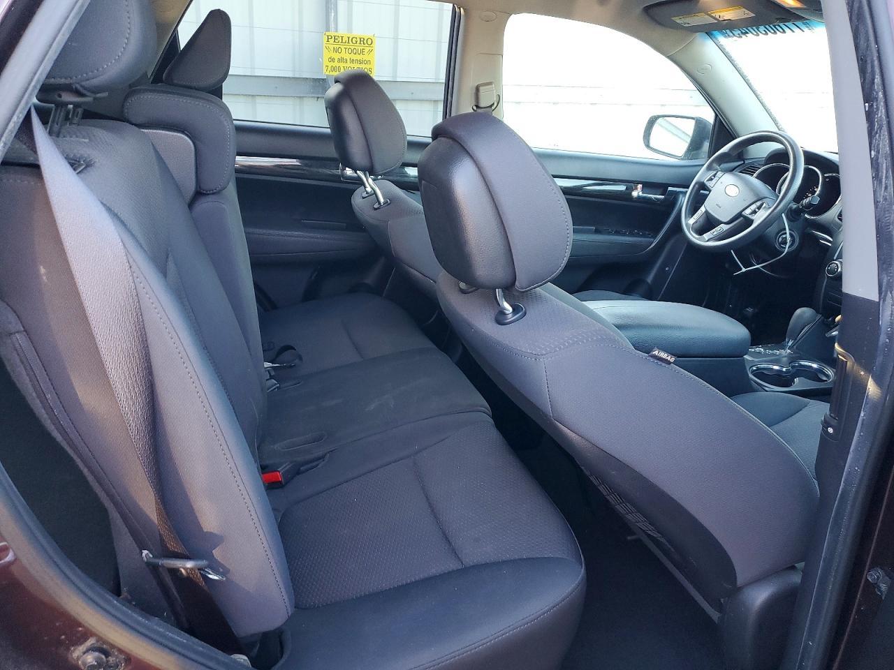 2011 KIA SORENTO