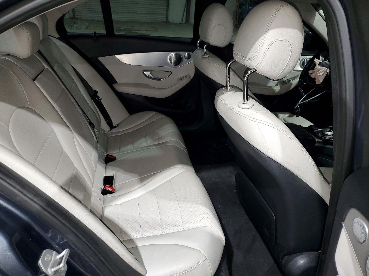 2016 MERCEDES-BENZ C-CLASS