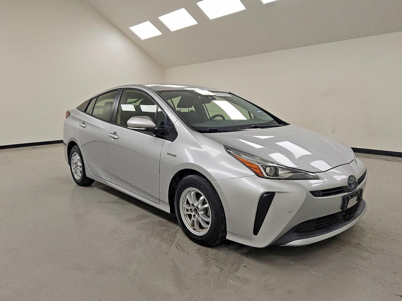 2020 TOYOTA PRIUS
