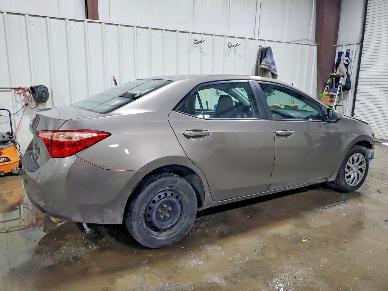 2018 TOYOTA COROLLA