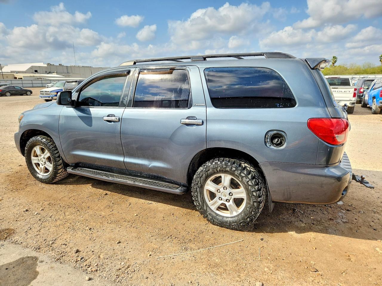 2008 TOYOTA Sequoia