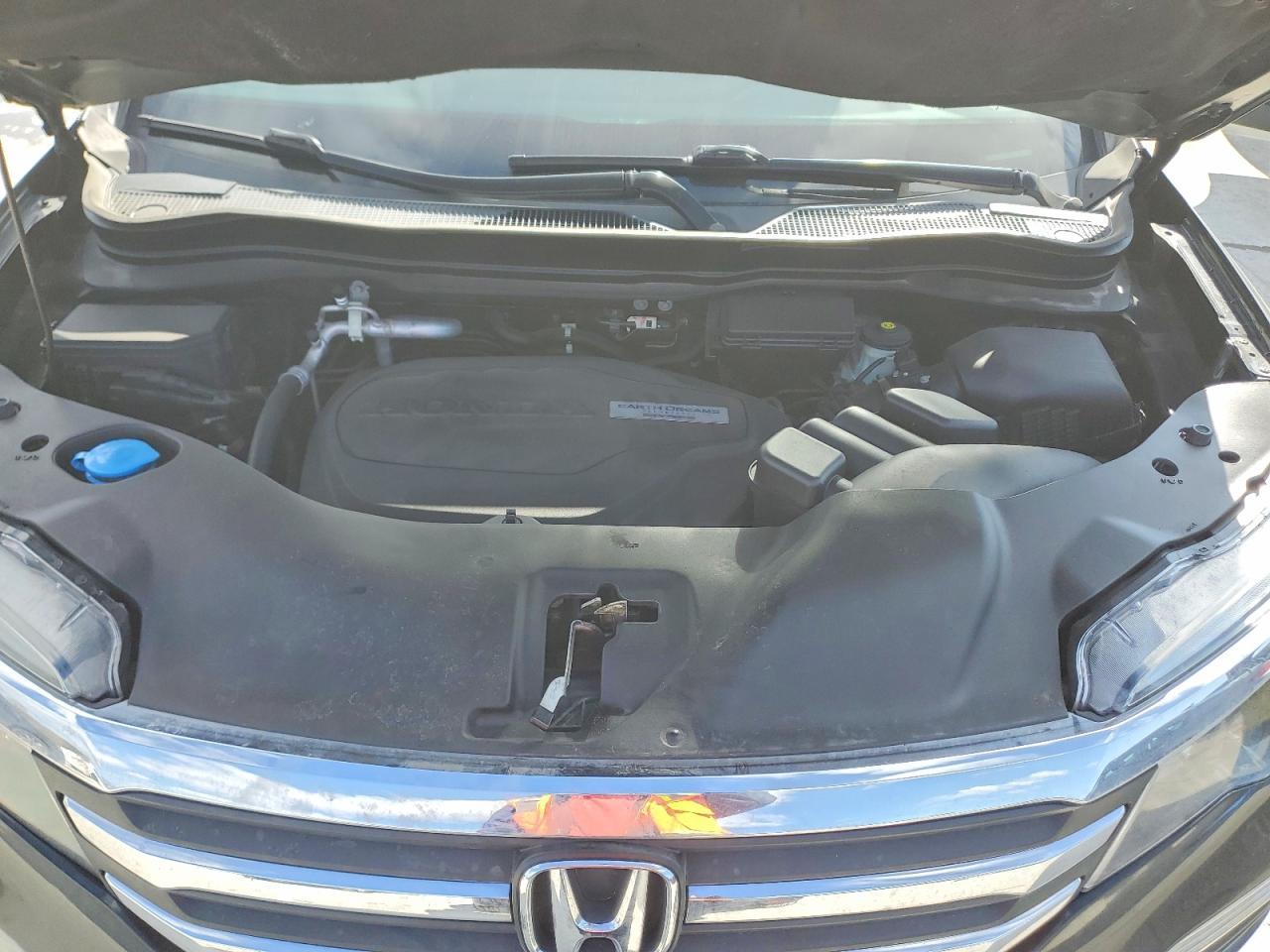 2017 HONDA PILOT