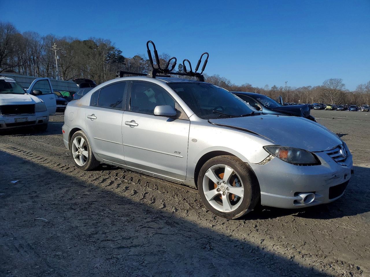 2006 MAZDA 3