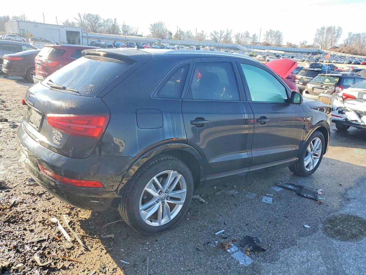 2018 AUDI Q3