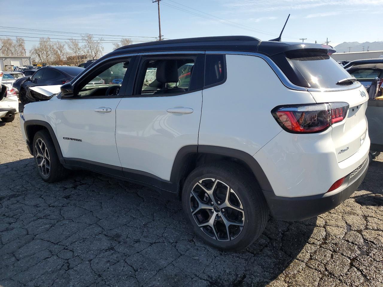 2025 JEEP Compass