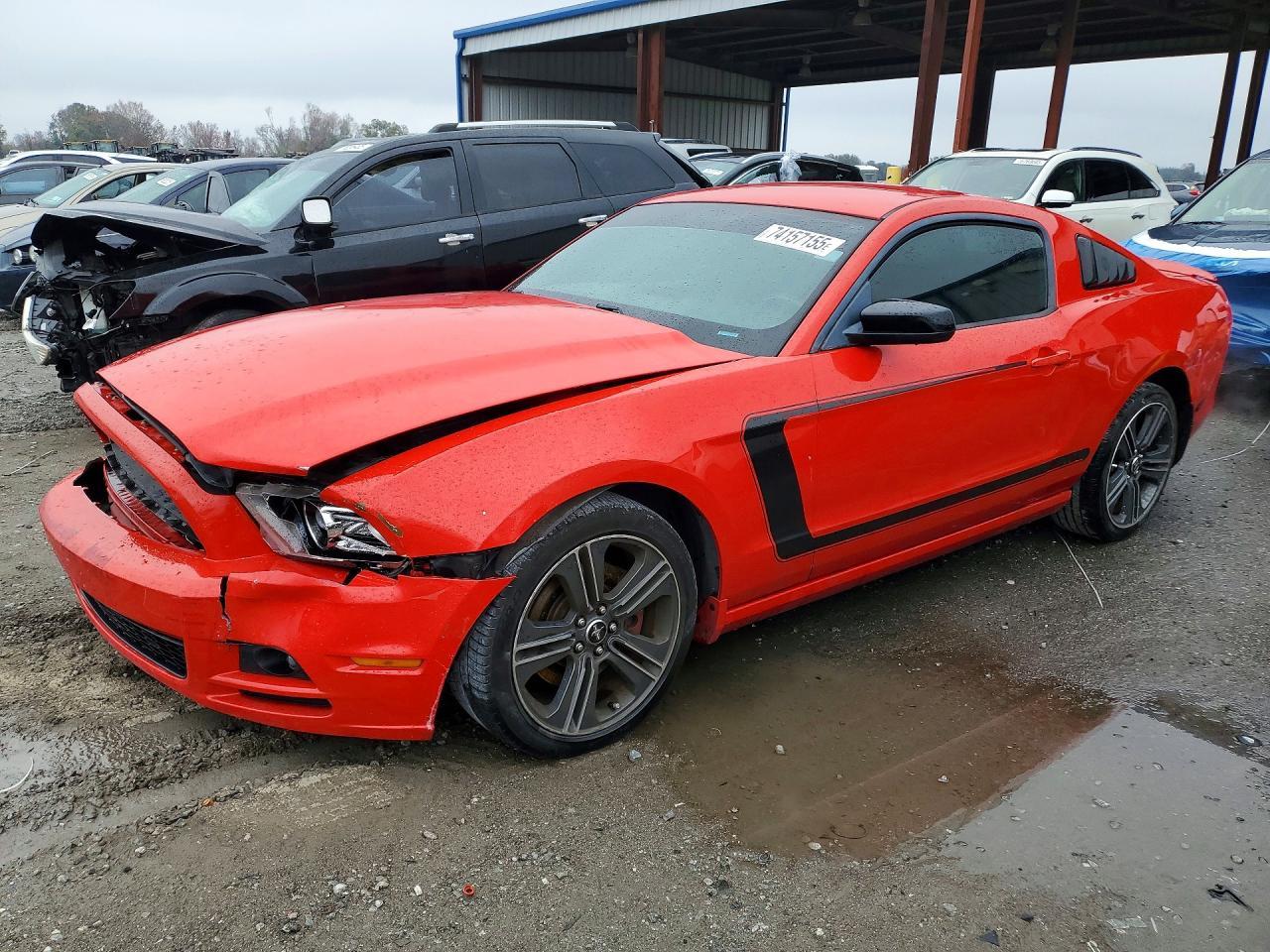 2013 FORD MUSTANG