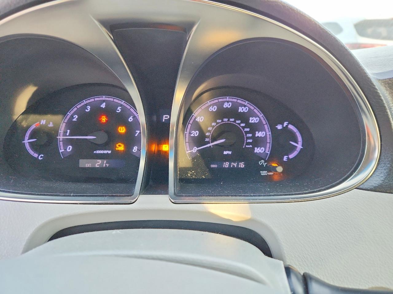 2011 TOYOTA Avalon