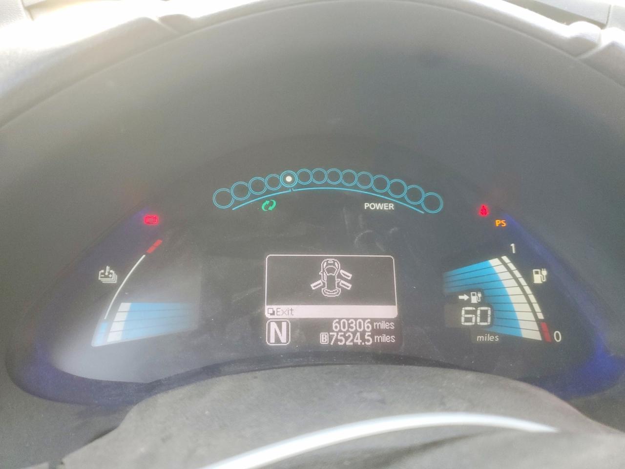 2015 NISSAN LEAF