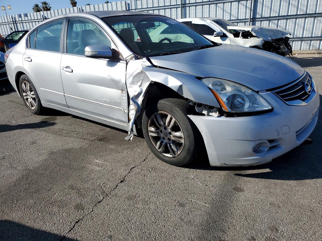2010 NISSAN ALTIMA