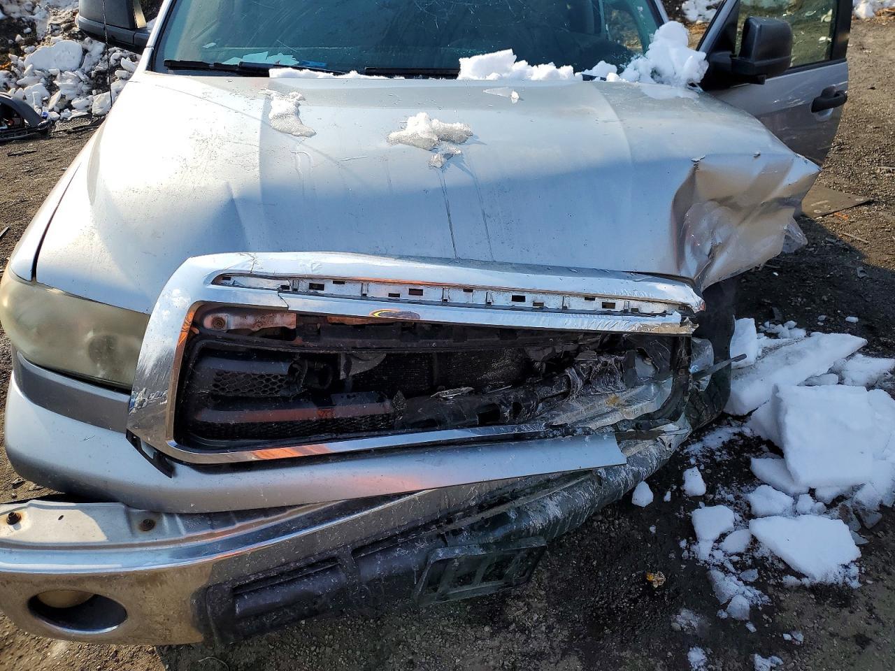2011 TOYOTA TUNDRA