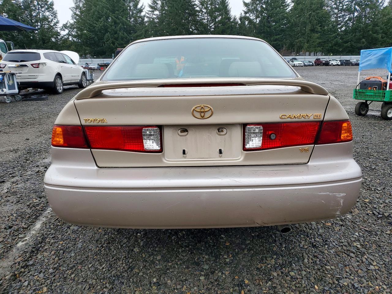 2001 TOYOTA CAMRY