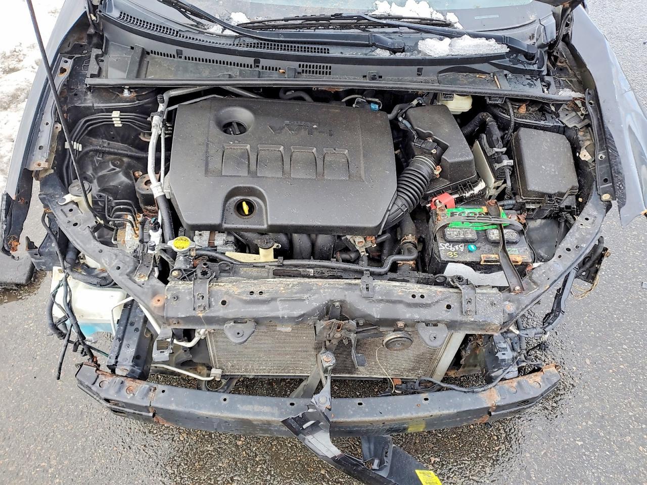2015 TOYOTA COROLLA