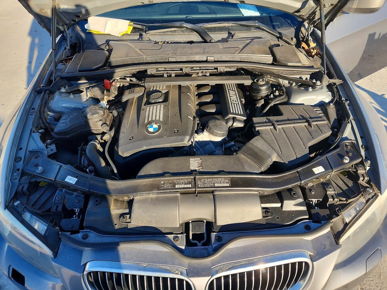 2011 BMW 3 SERIES