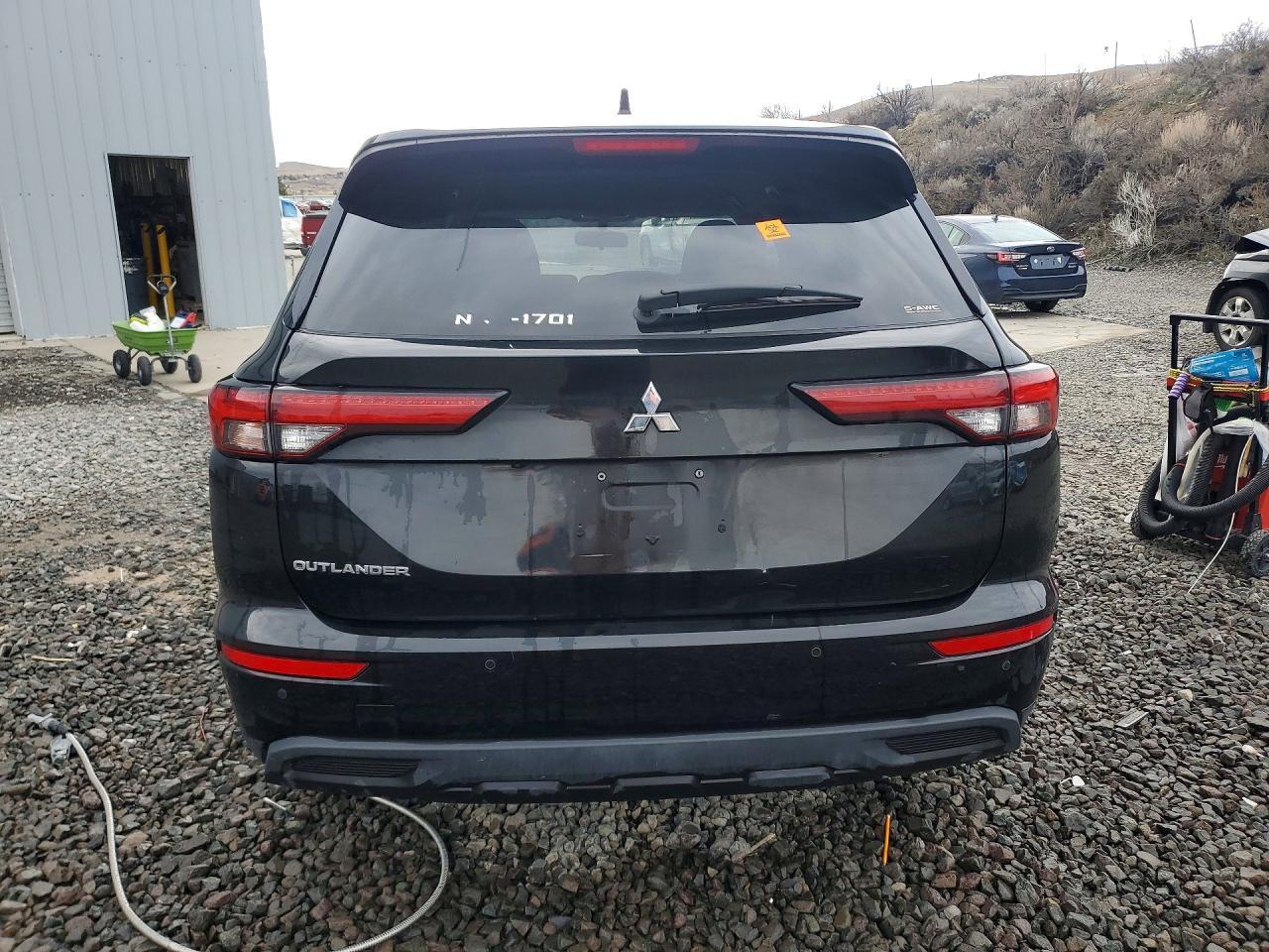 2022 MITSUBISHI outlander