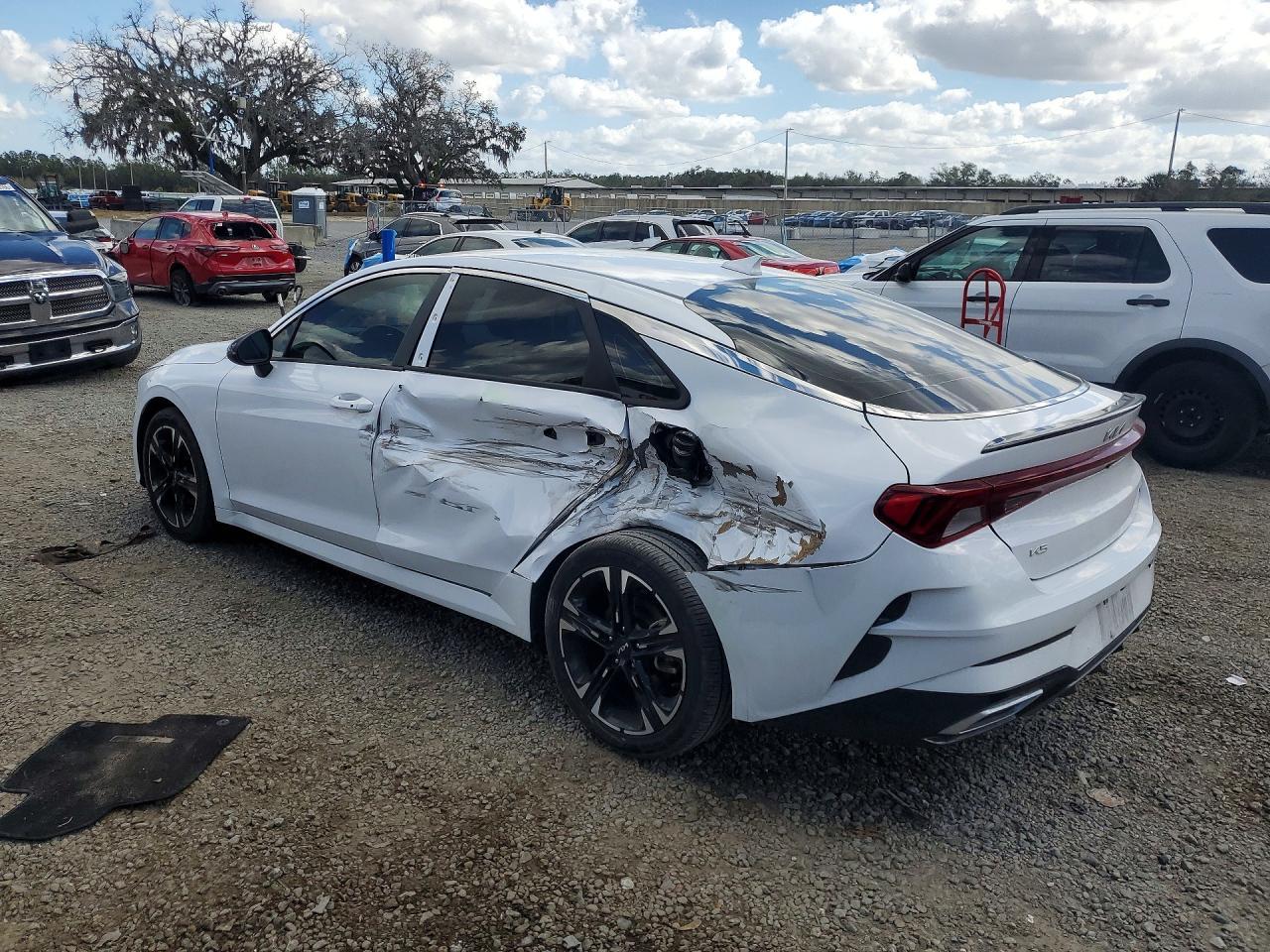 2023 KIA K5