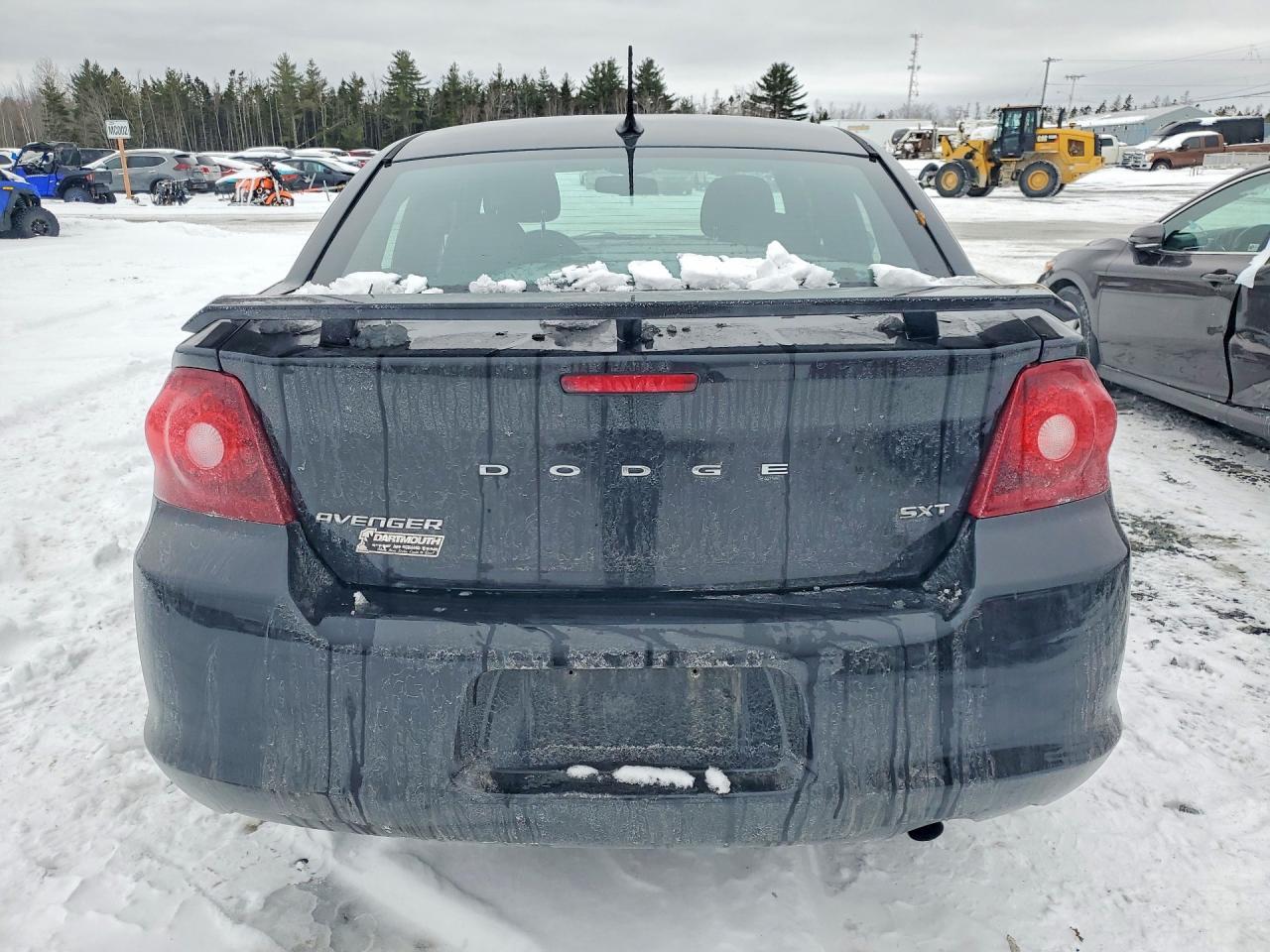2013 DODGE Avenger