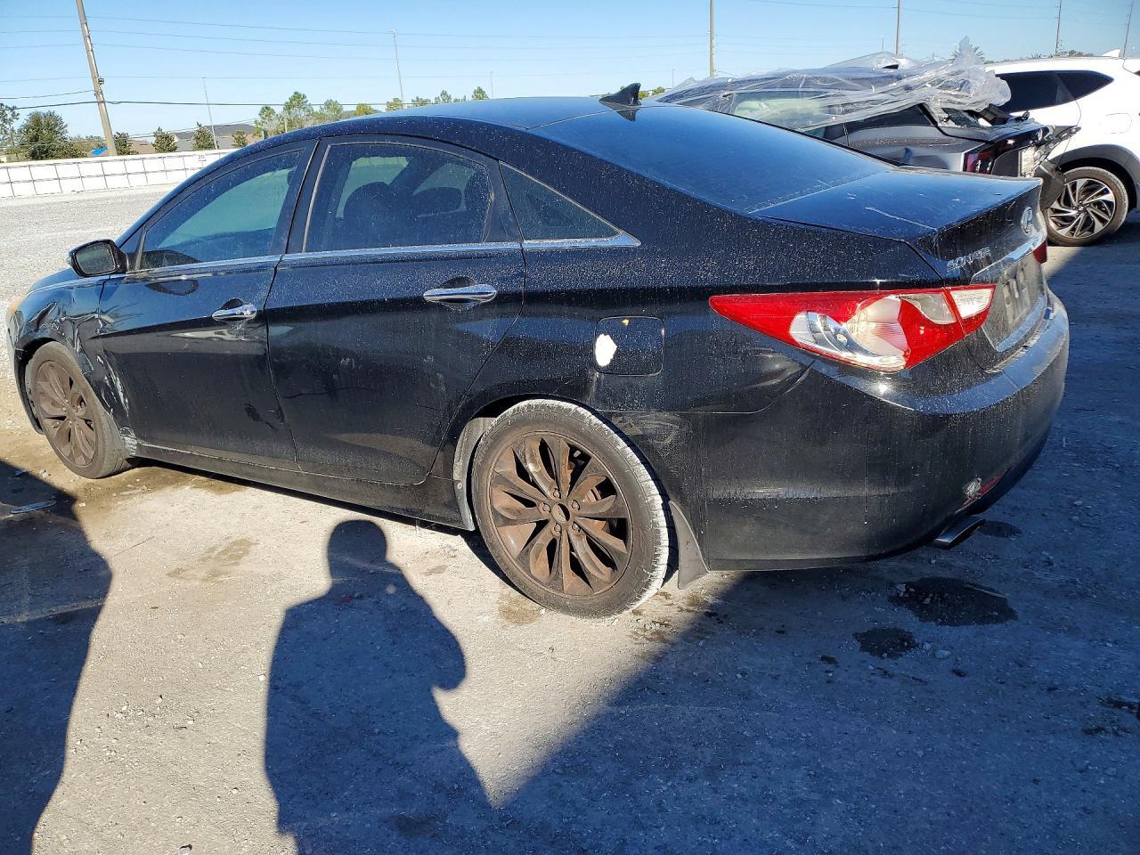 2011 HYUNDAI SONATA