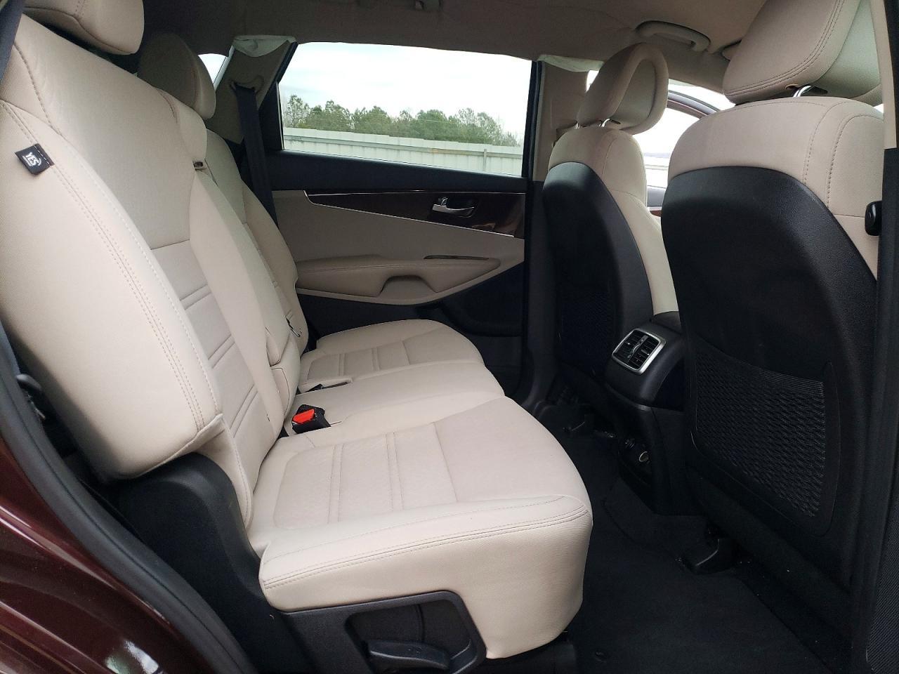 2016 KIA SORENTO