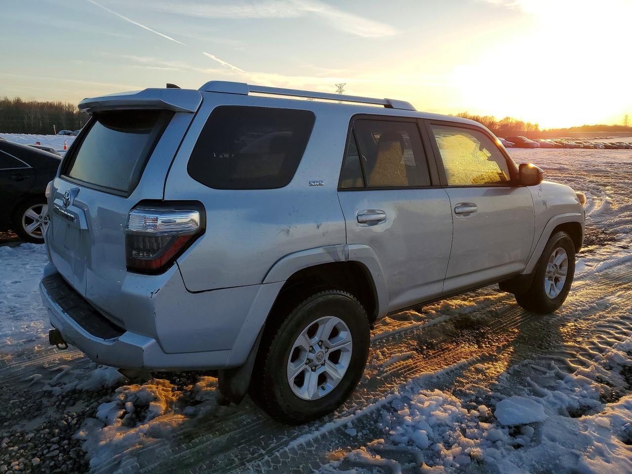 2016 TOYOTA 4Runner