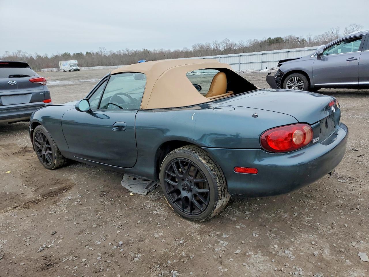 2001 MAZDA MX-5 Miata