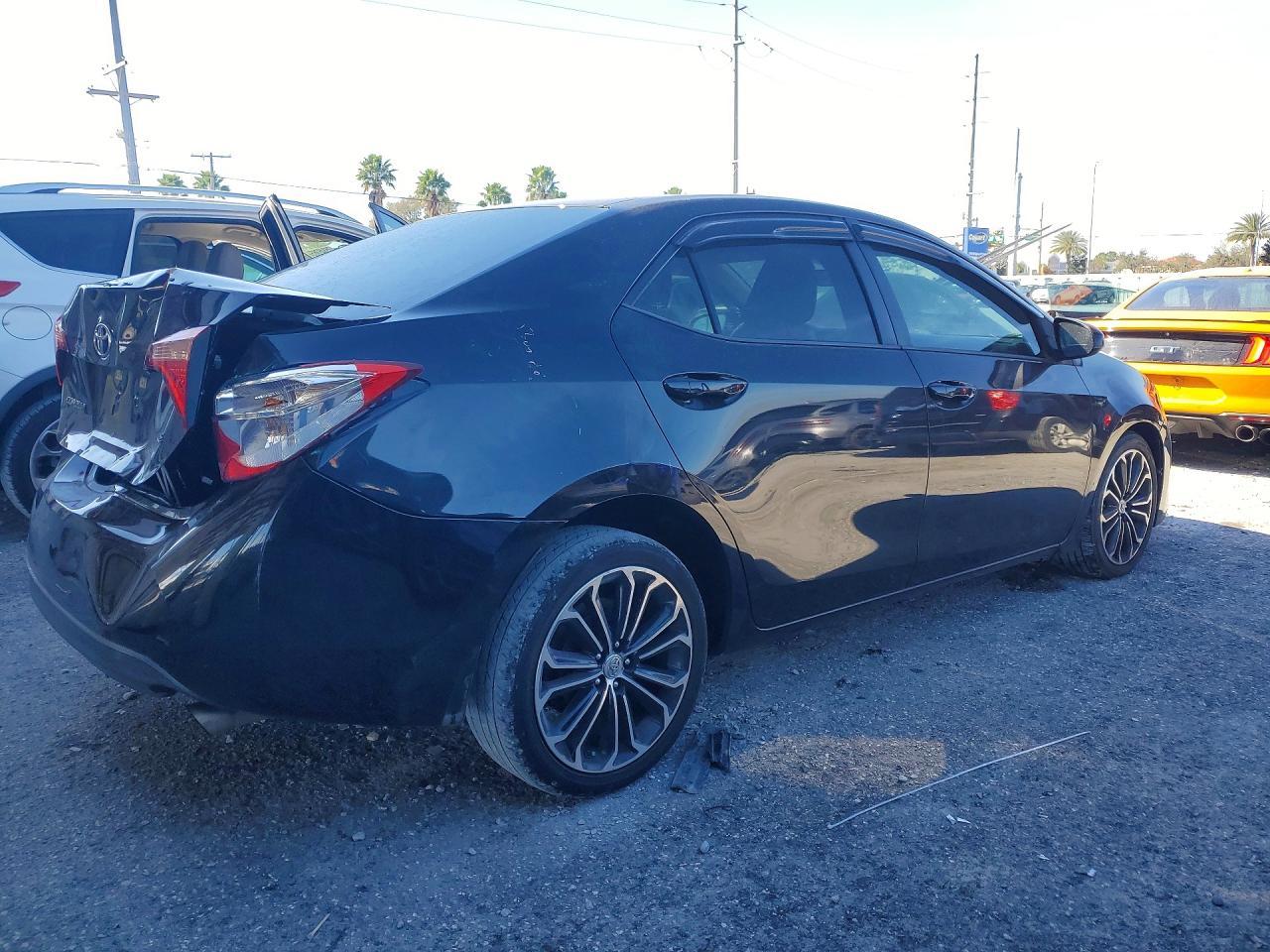 2018 TOYOTA COROLLA