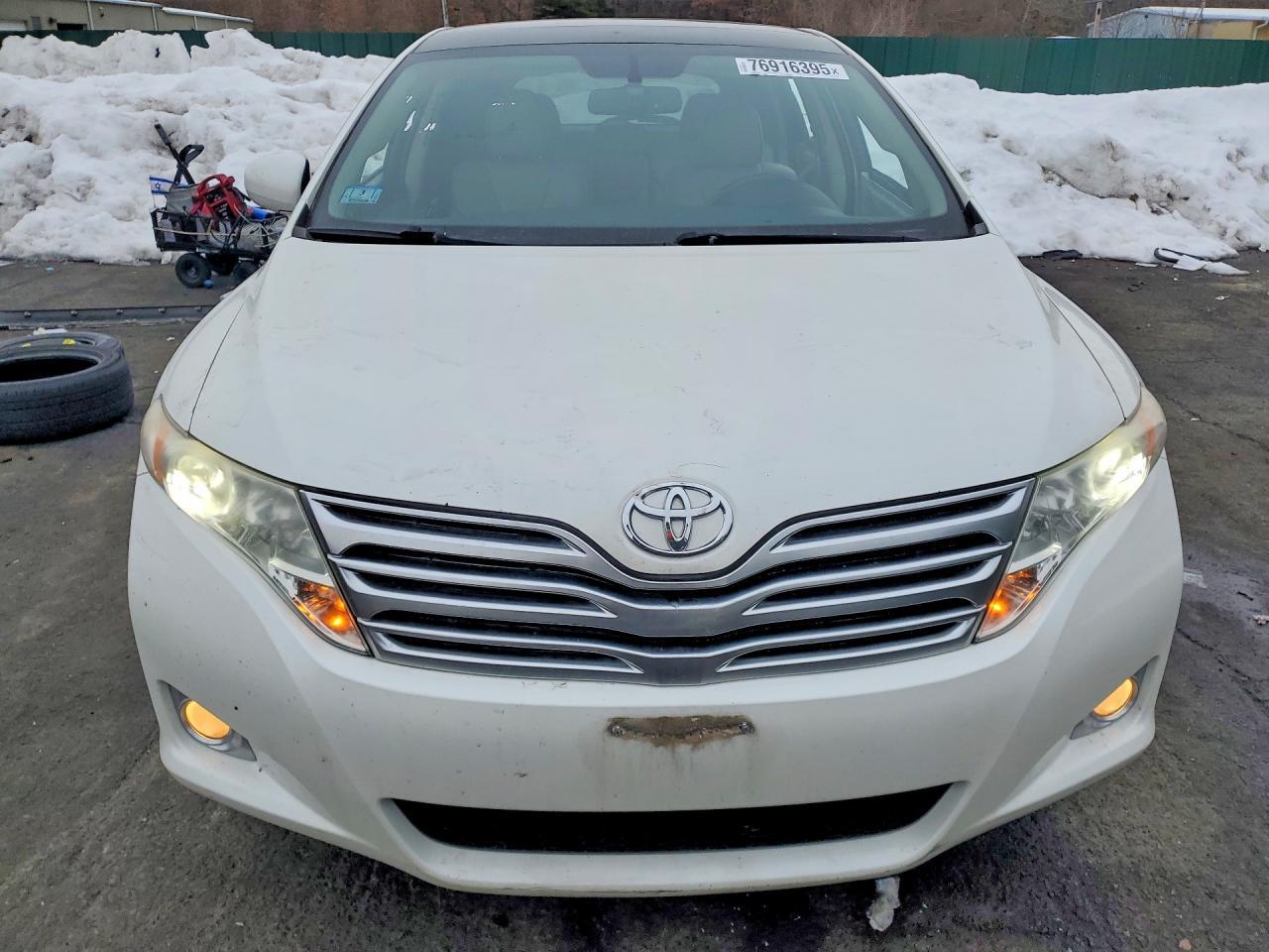 2010 TOYOTA VENZA