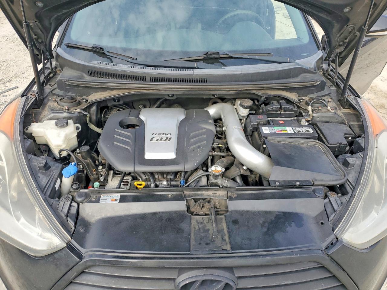2013 HYUNDAI VELOSTER