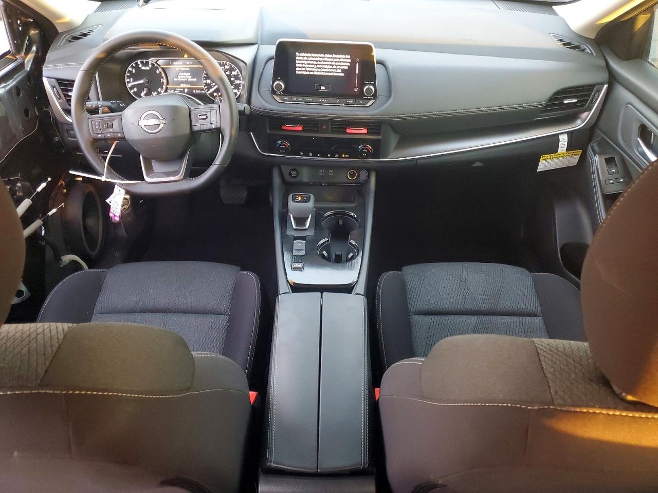 2025 NISSAN ROGUE