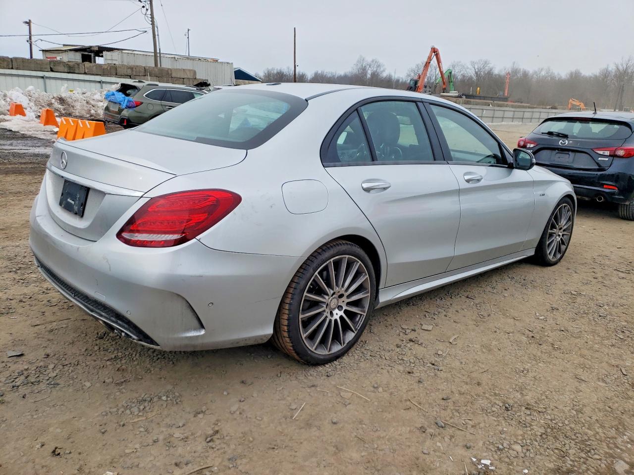 2016 MERCEDES-BENZ C-CLASS