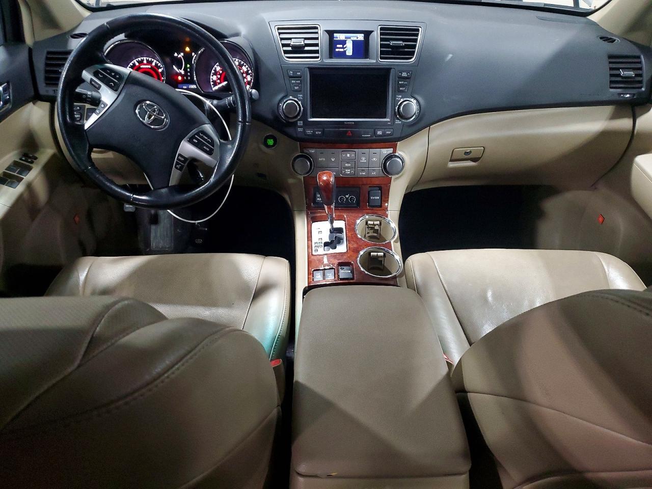 2012 TOYOTA HIGHLANDER