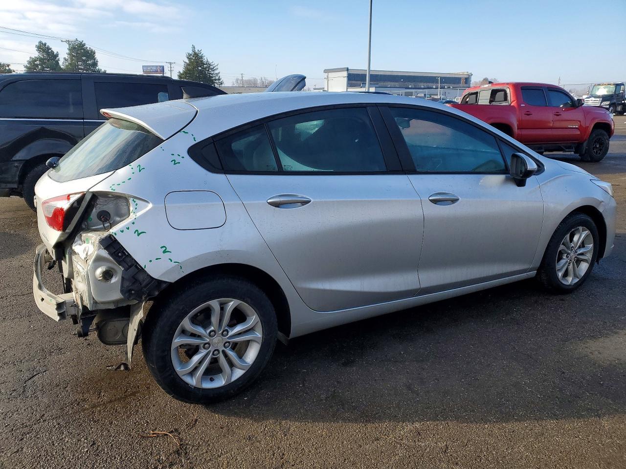 2019 CHEVROLET CRUZE