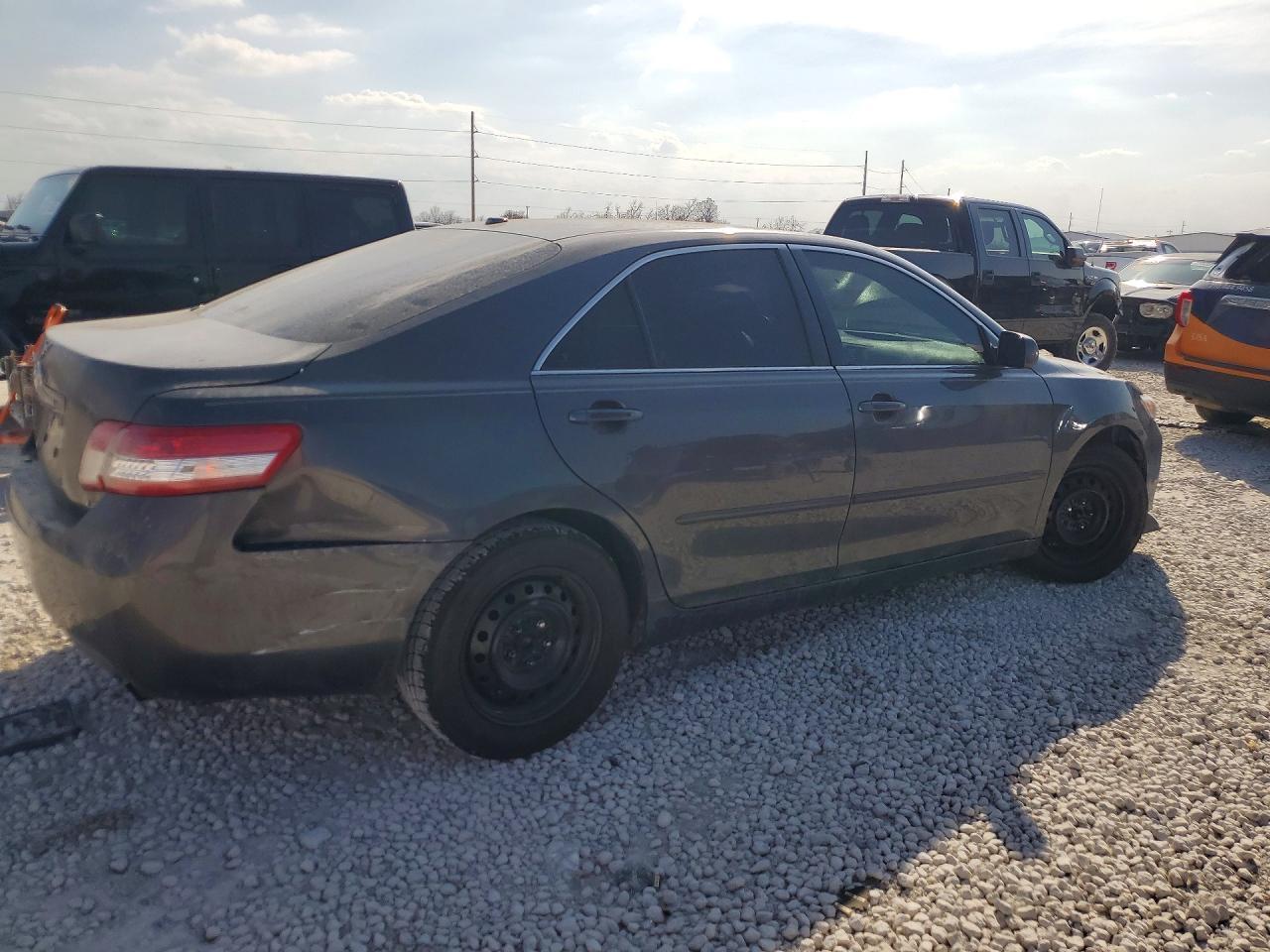 2010 TOYOTA CAMRY