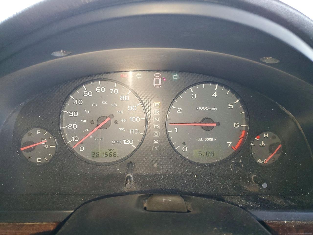 2000 SUBARU Legacy