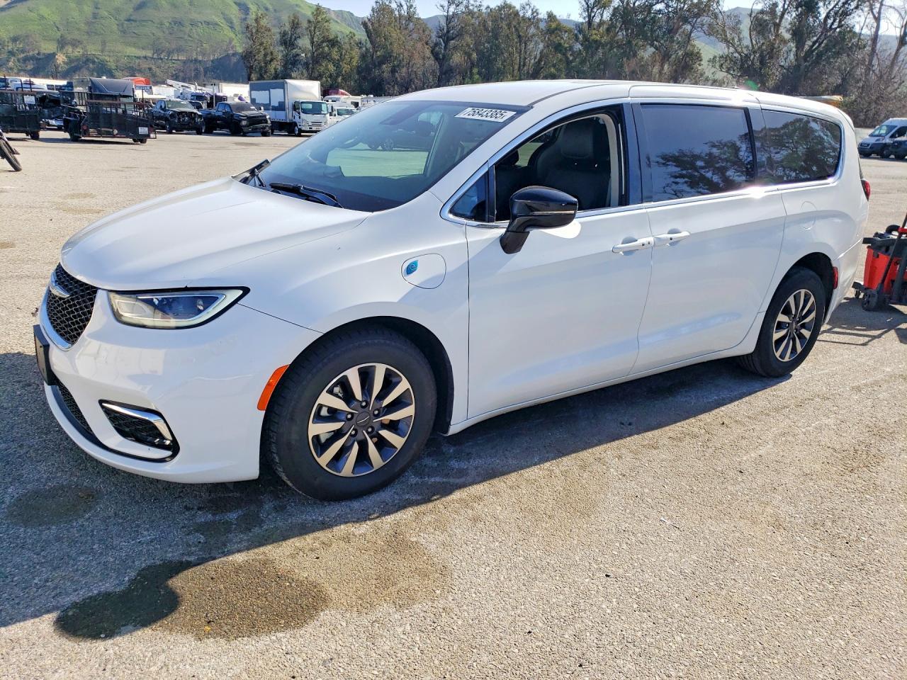 2024 CHRYSLER Pacifica