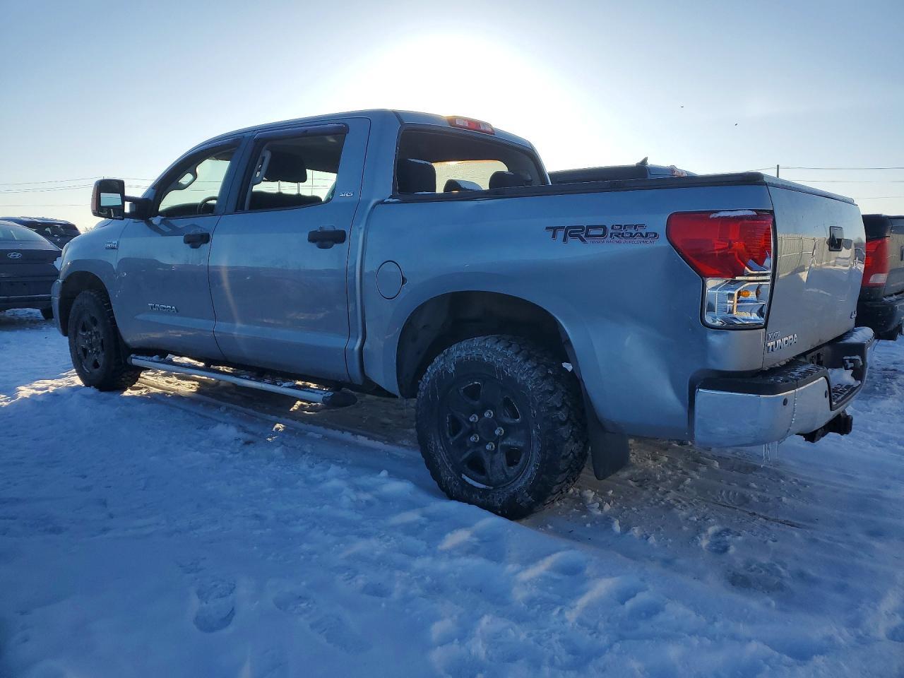 2012 TOYOTA TUNDRA