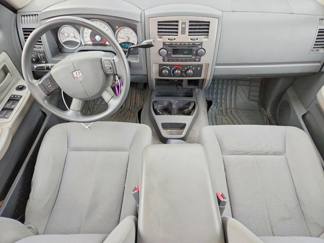 2006 DODGE Dakota