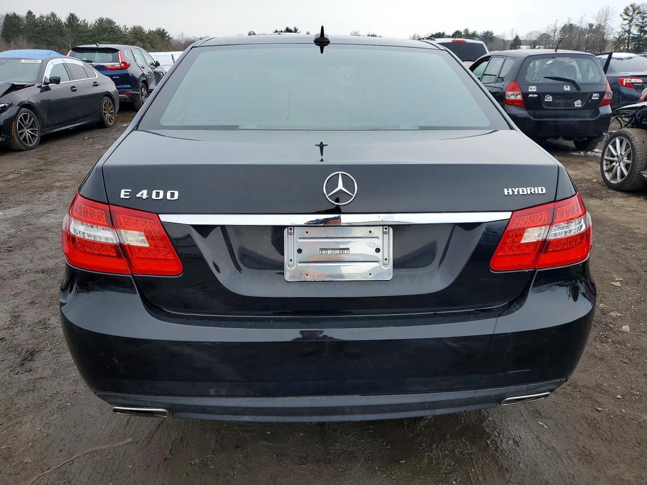 2013 MERCEDES-BENZ E-Class