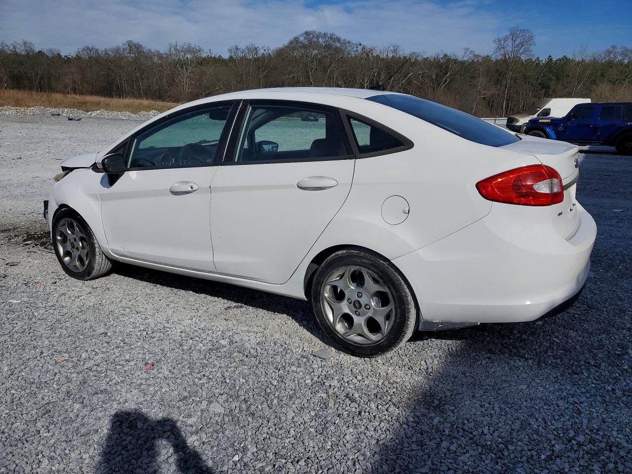2011 FORD Fiesta