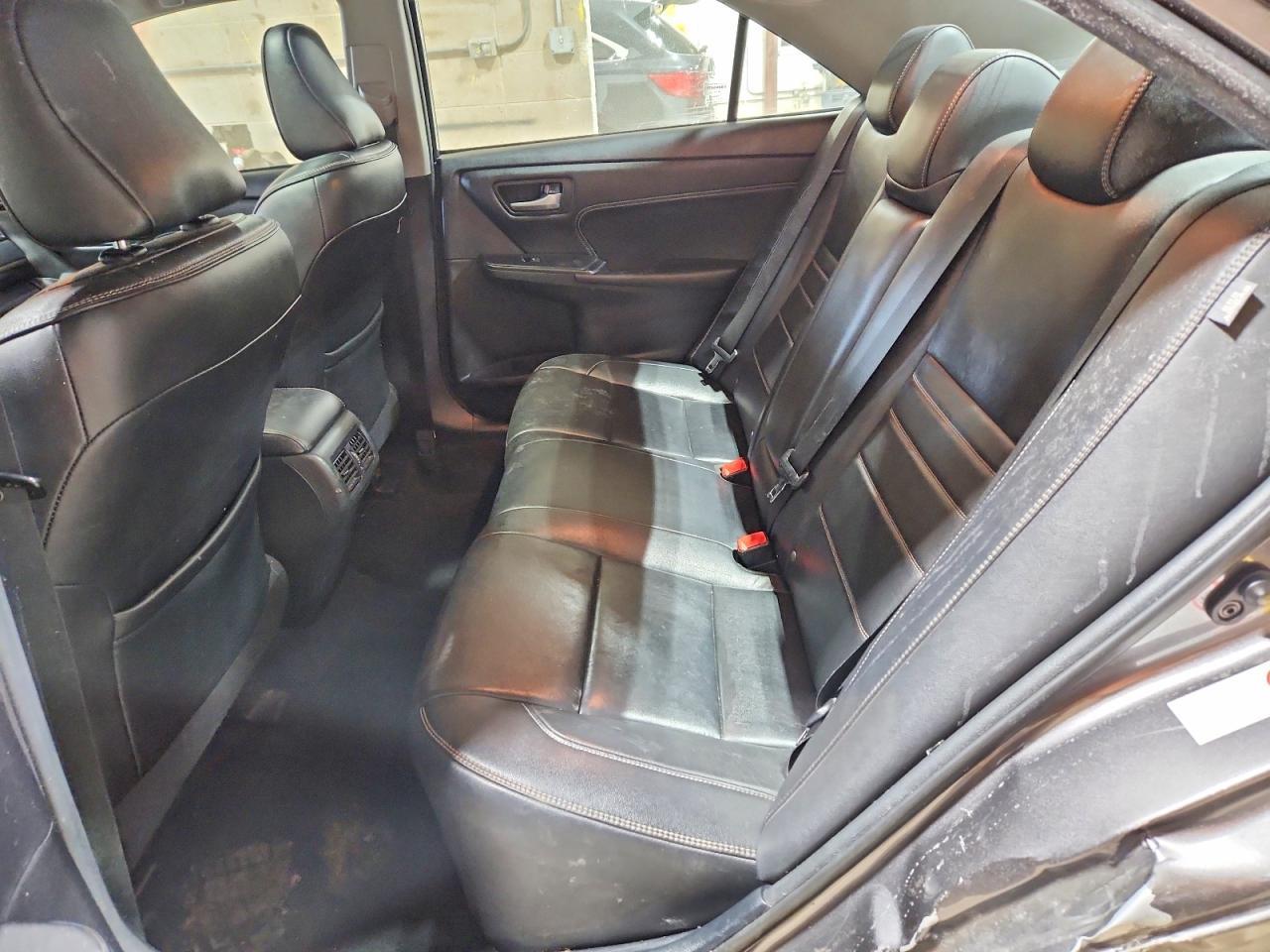 2016 TOYOTA CAMRY