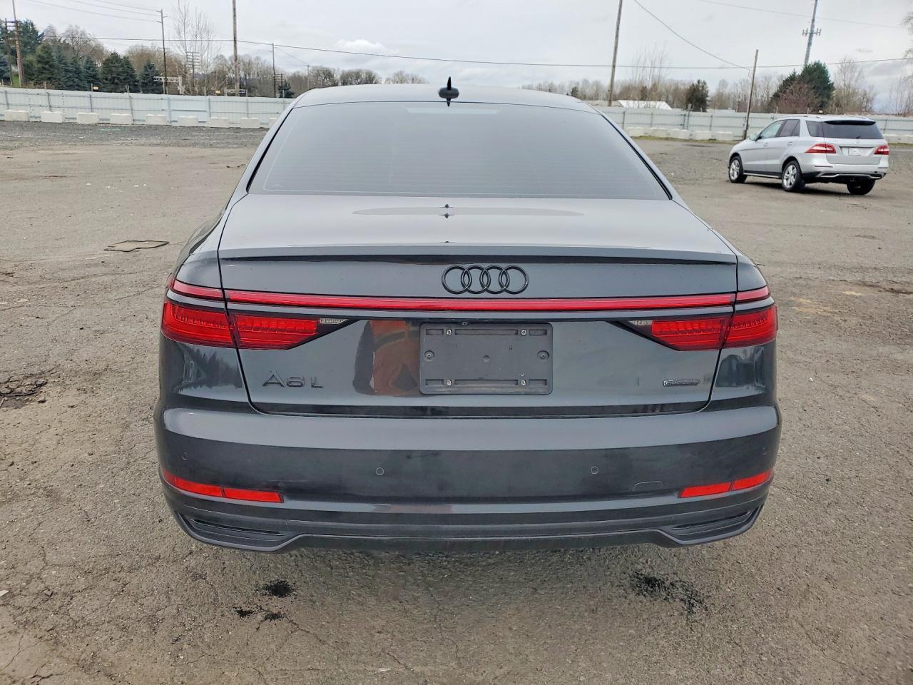 2019 AUDI A8