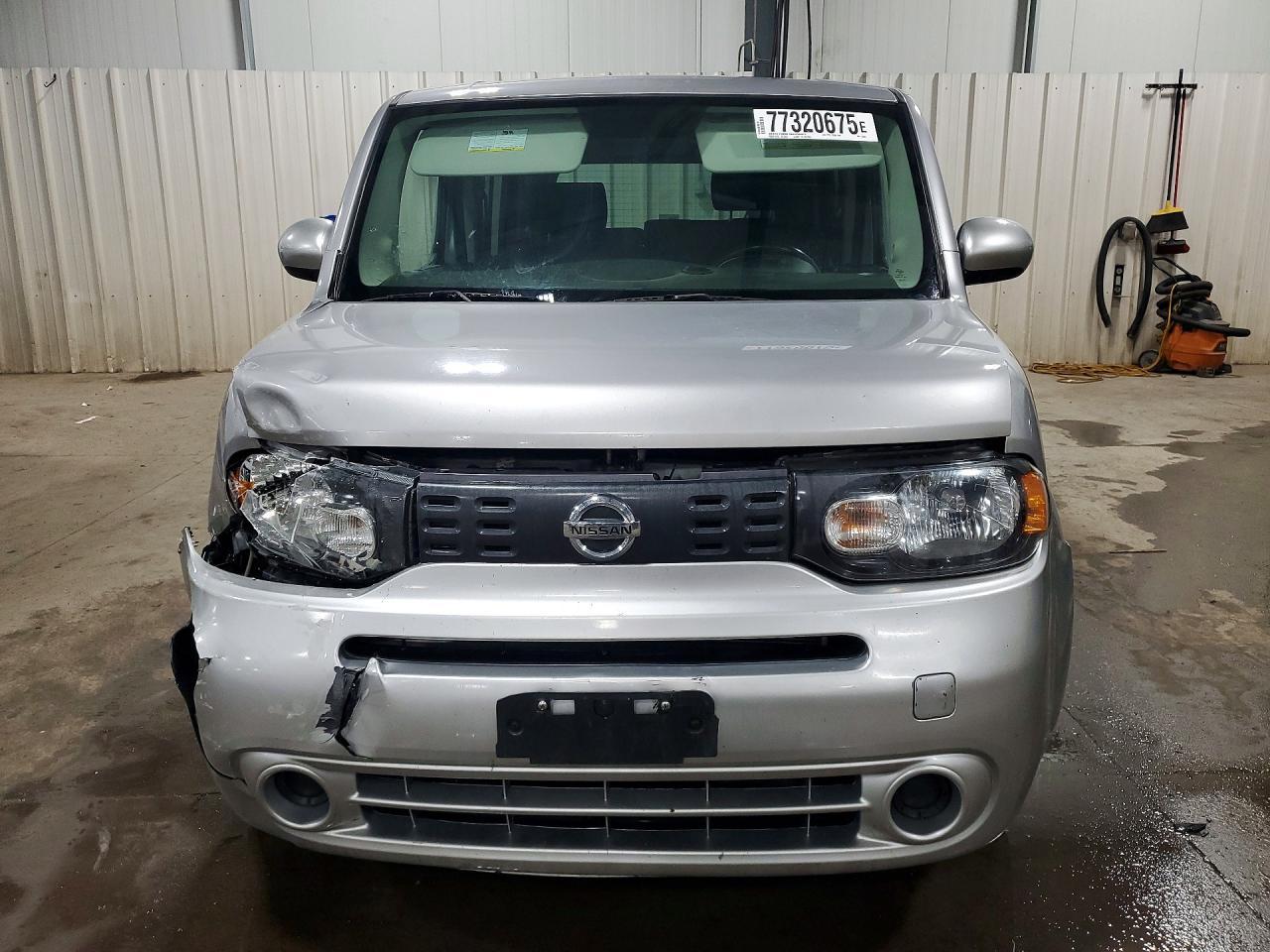 2010 NISSAN CUBE